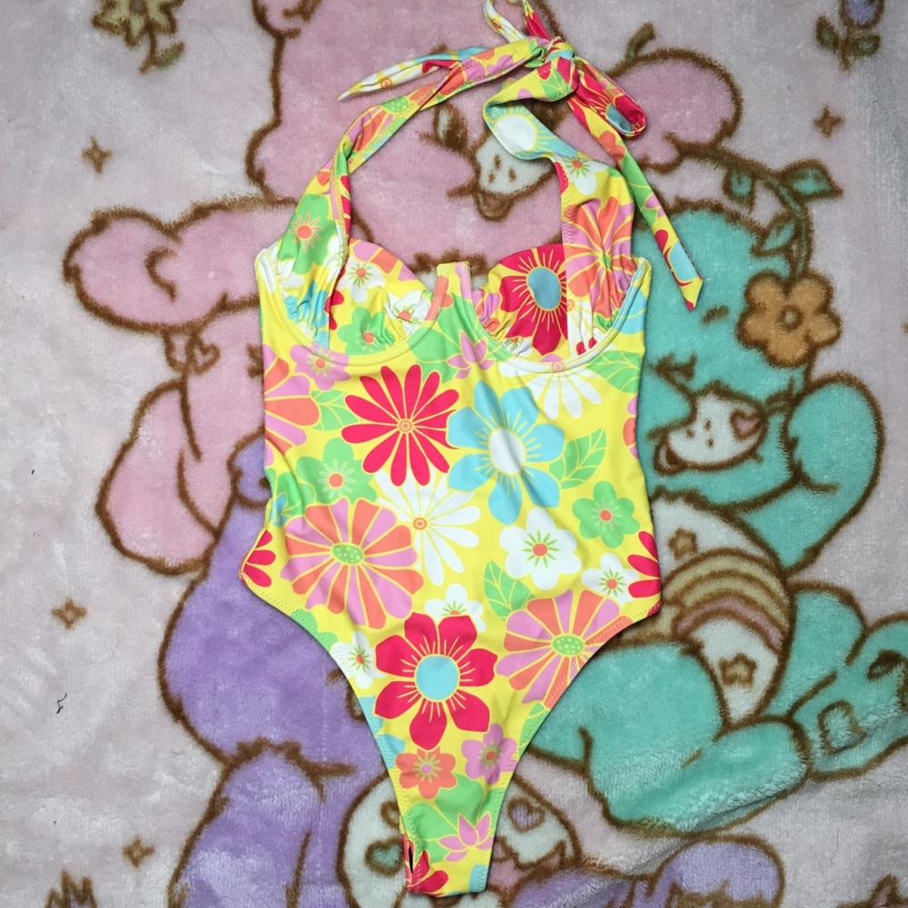 NWT Dolls Kill Sugar Thrillz Groovy Happenings Yellow Floral One Piece Swimsuit